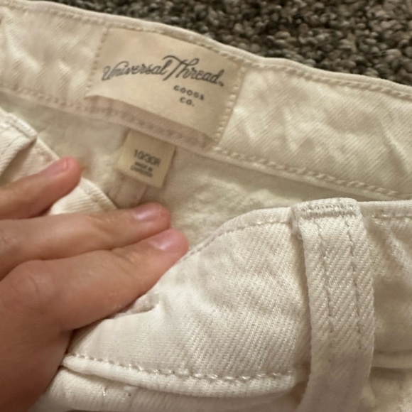 Universal Thread jeans - Picture 3 of 4